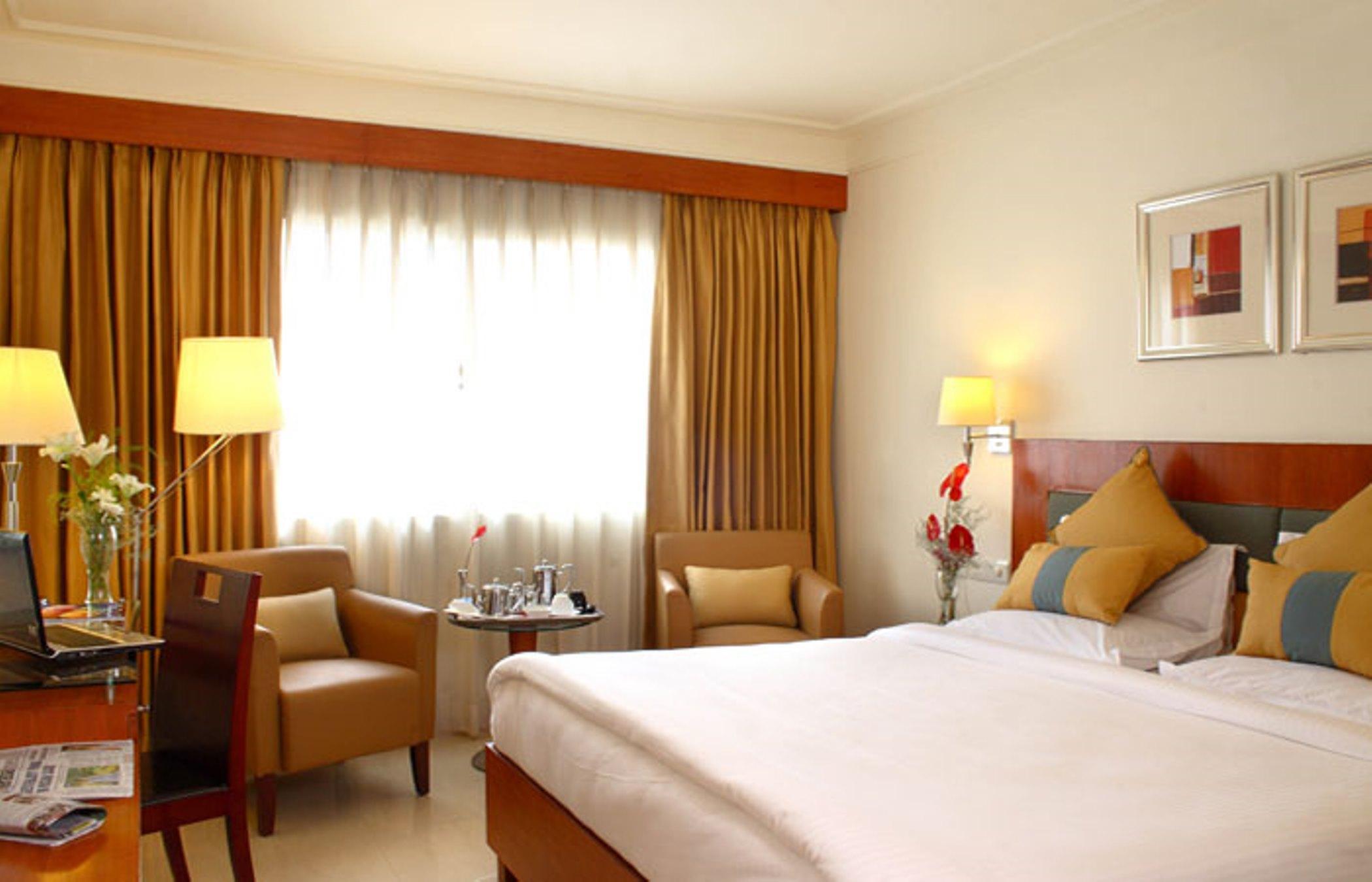 Hampshire Plaza Hotel Hyderabad Exterior photo
