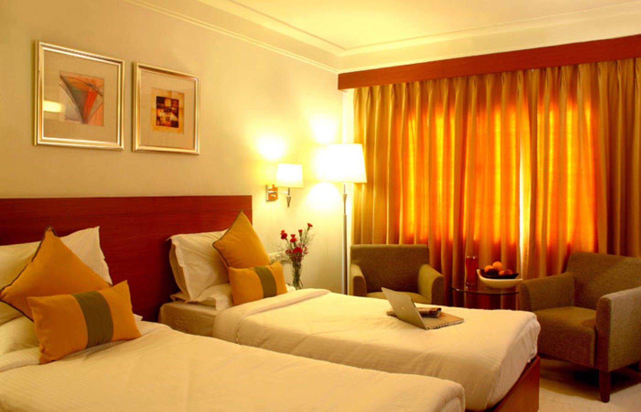 Hampshire Plaza Hotel Hyderabad Exterior photo