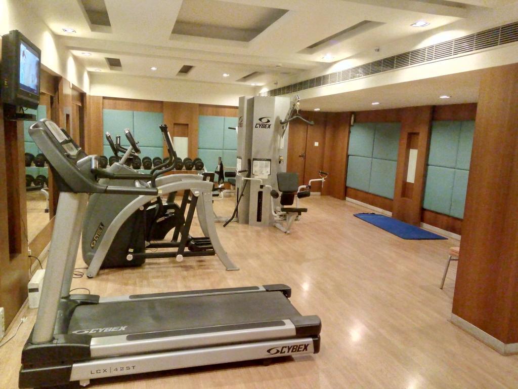 Hampshire Plaza Hotel Hyderabad Exterior photo