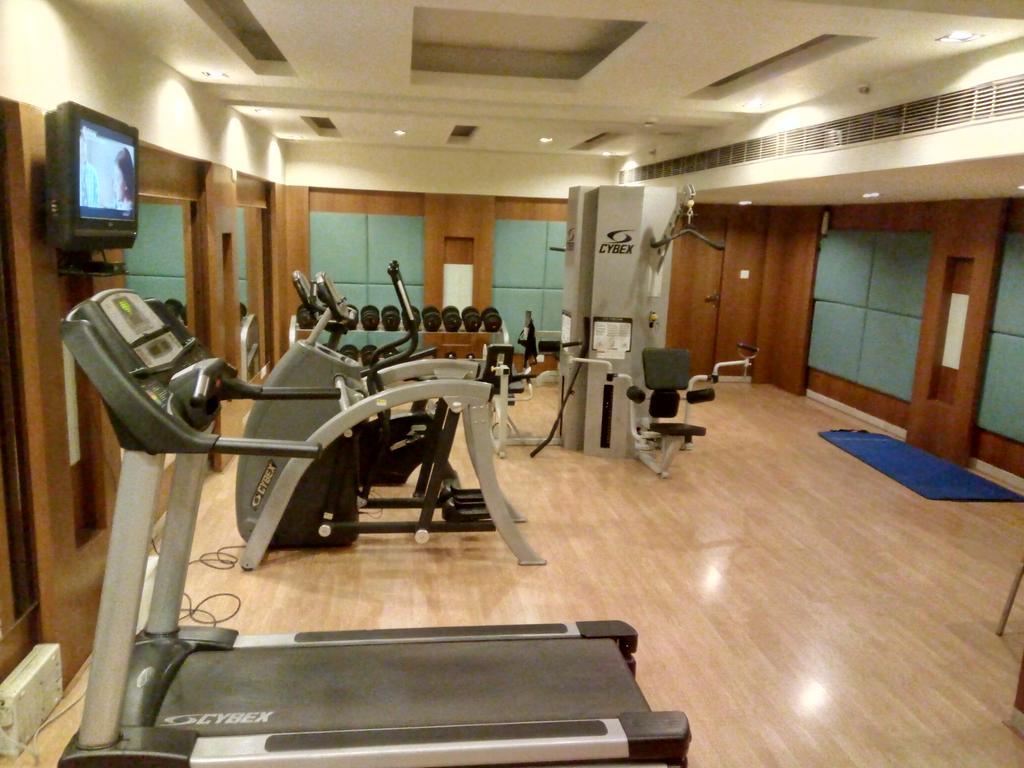 Hampshire Plaza Hotel Hyderabad Exterior photo
