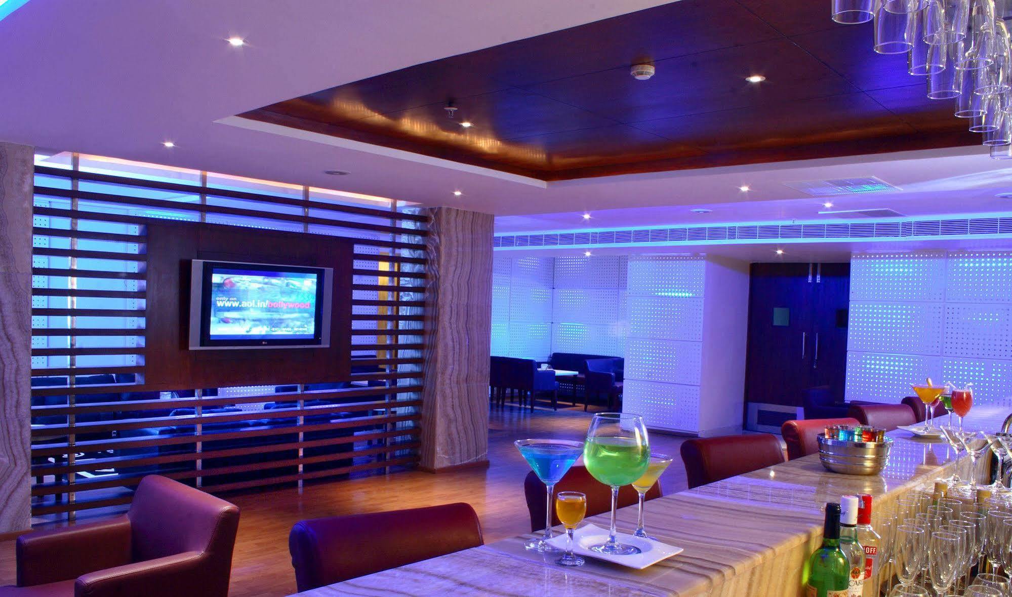 Hampshire Plaza Hotel Hyderabad Exterior photo