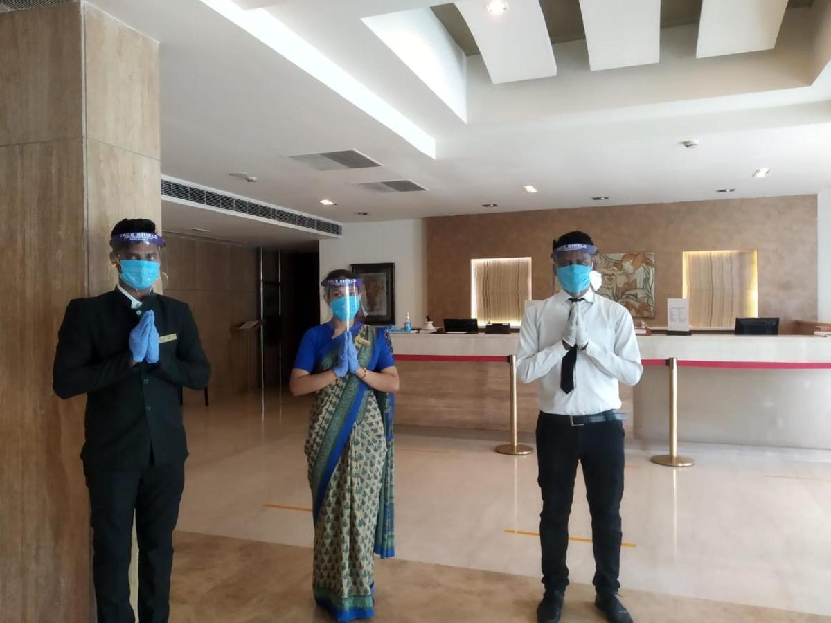 Hampshire Plaza Hotel Hyderabad Exterior photo